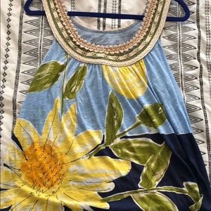 Scoop neck floral top - anthropologie - size M